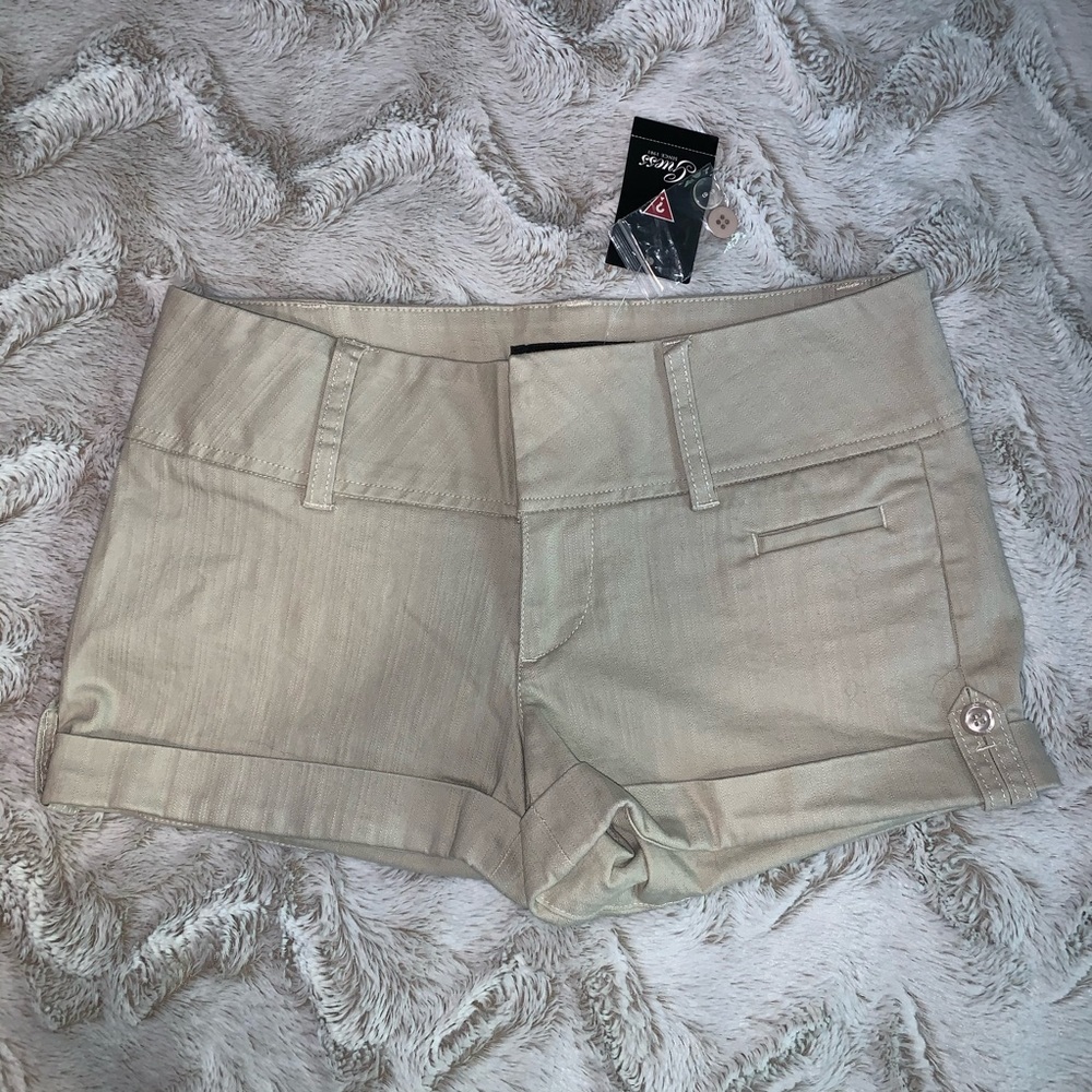 Khaki Guess shorts
